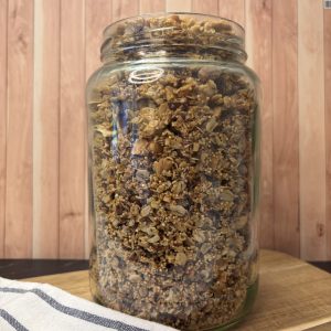 Knuspriges selbstgemachtes Granola