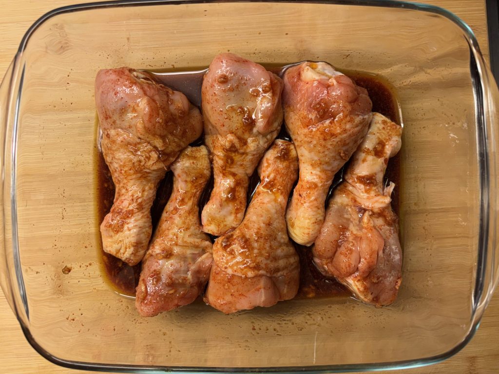 pouletschenkel in marinade