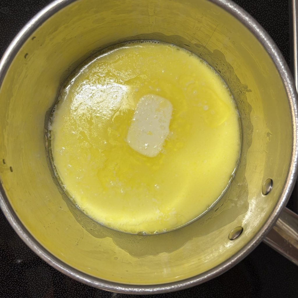 Butter und Milch für Kartoffelstock